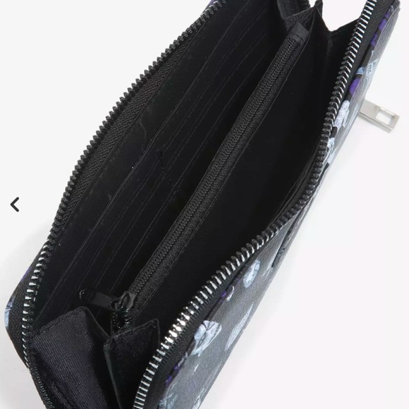 Hot Topic Disney The Nightmare Before Christmas Sketch Tech Wallet - Picture 3 of 9